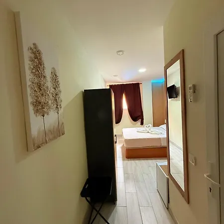 7Ahostal Bed & Breakfast Torrevieja