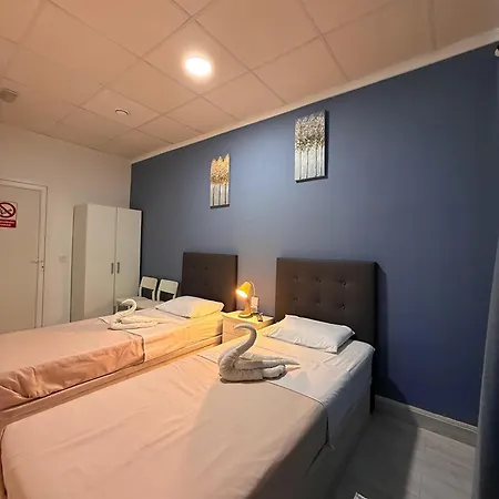7Ahostal Bed & Breakfast Torrevieja